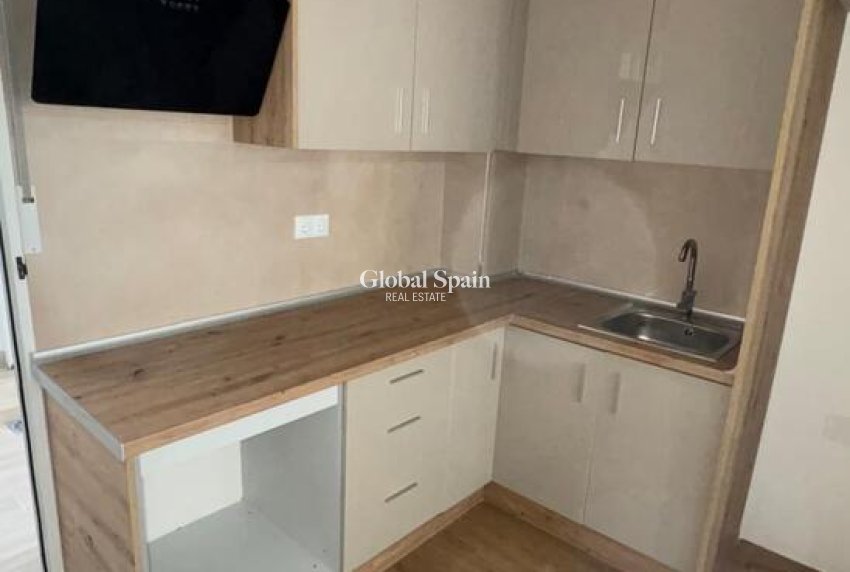 Venta - APARTAMENTO -
TORREVIEJA - Parque de las Naciones