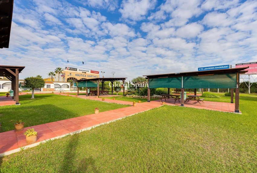 Venta - APARTAMENTO -
TORREVIEJA - Parque de las Naciones