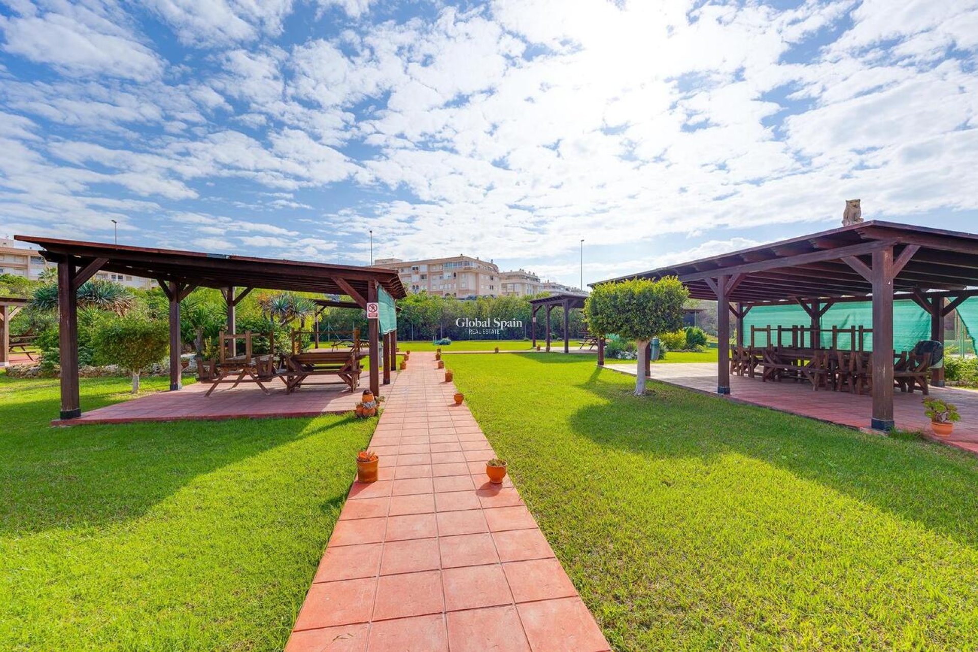 Venta - APARTAMENTO -
TORREVIEJA - Parque de las Naciones