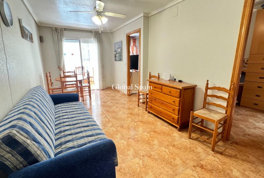 Venta - APARTAMENTO -
TORREVIEJA - Parque de las Naciones