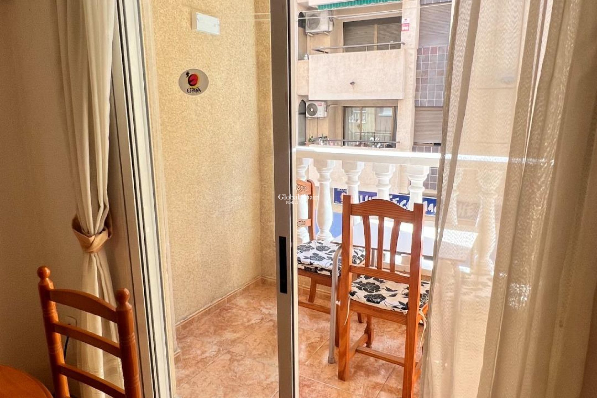 Venta - APARTAMENTO -
TORREVIEJA - Parque de las Naciones