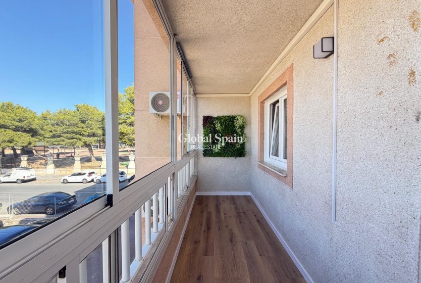 Venta - APARTAMENTO -
TORREVIEJA - Parque de las Naciones