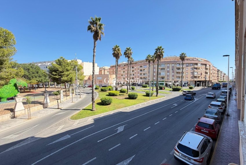 Venta - APARTAMENTO -
TORREVIEJA - Parque de las Naciones