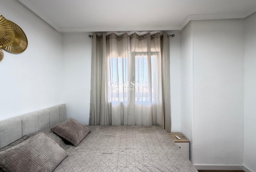 Venta - APARTAMENTO -
TORREVIEJA - Parque de las Naciones