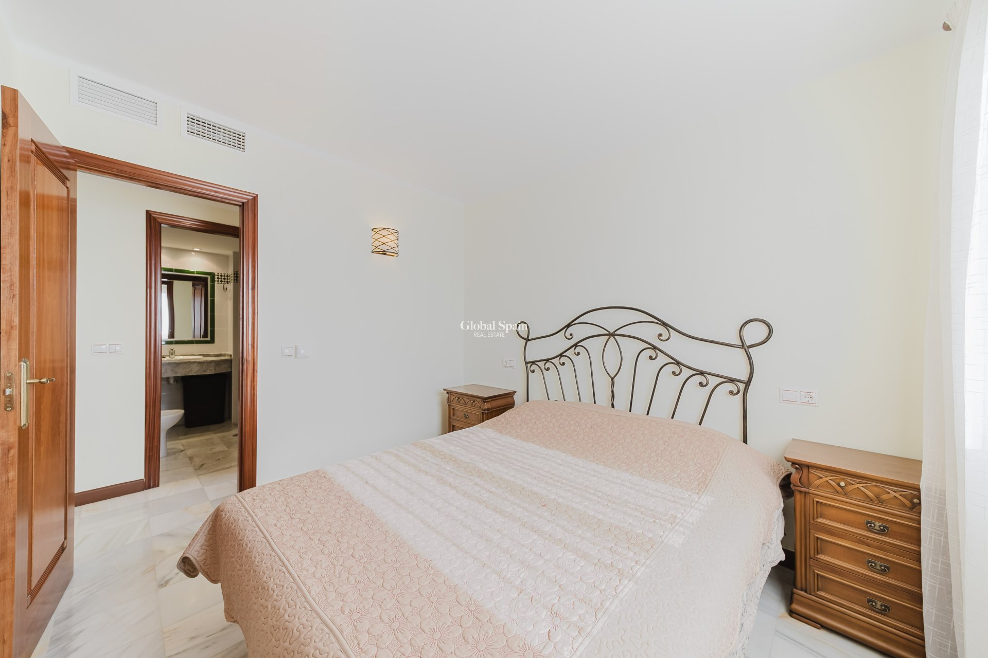 Venta - Apartamento -
TORREVIEJA - Playa de los locos