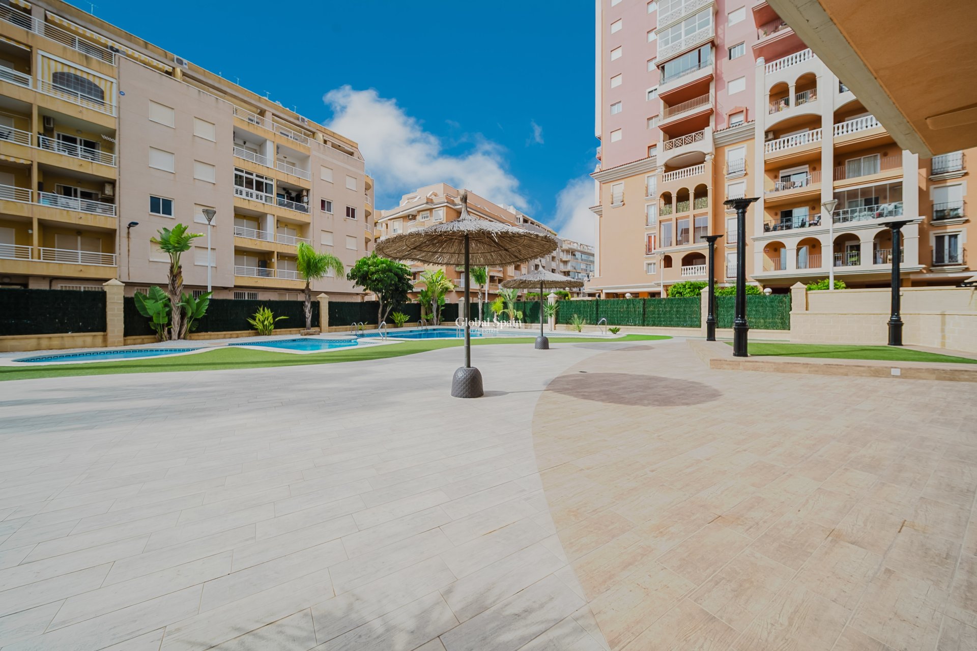 Venta - Apartamento -
TORREVIEJA - Playa de los locos