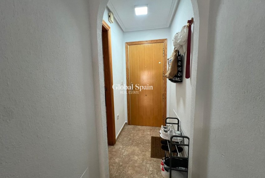 Venta - APARTAMENTO -
TORREVIEJA - Playa de los Locos