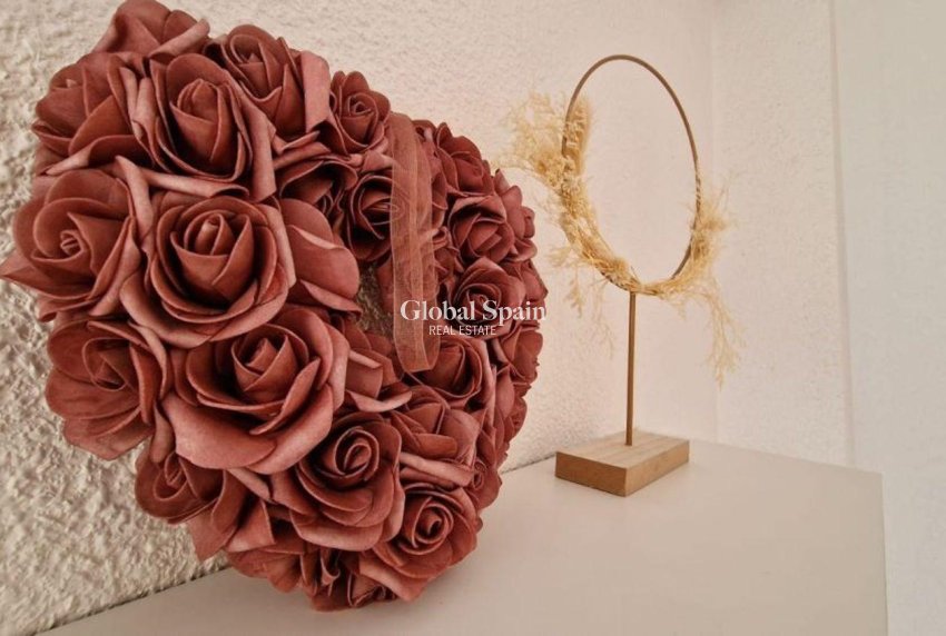 Venta - APARTAMENTO -
TORREVIEJA - Playa de los Locos