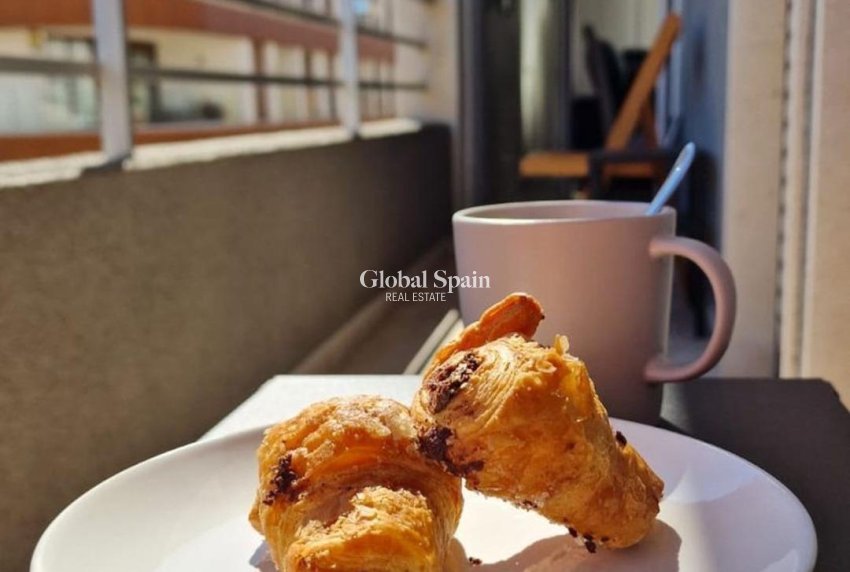 Venta - APARTAMENTO -
TORREVIEJA - Playa de los Locos