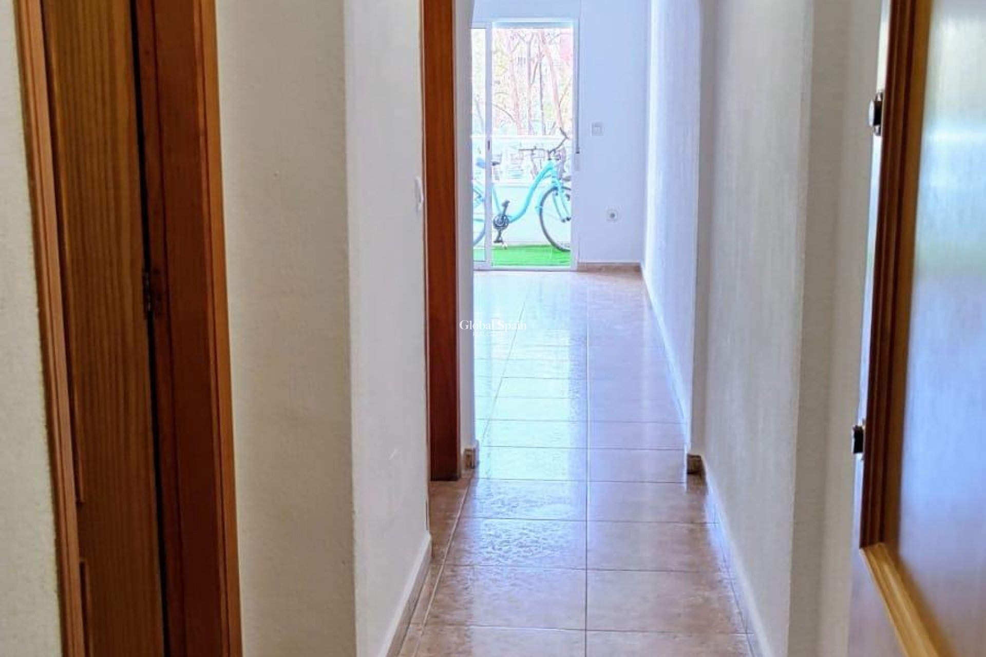 Venta - APARTAMENTO -
TORREVIEJA - Playa de los Locos