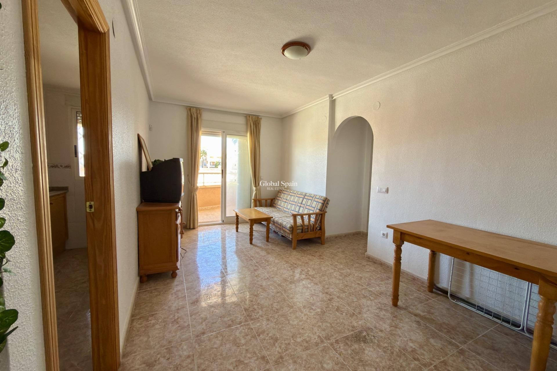 Venta - APARTAMENTO -
TORREVIEJA - Playa de los Locos