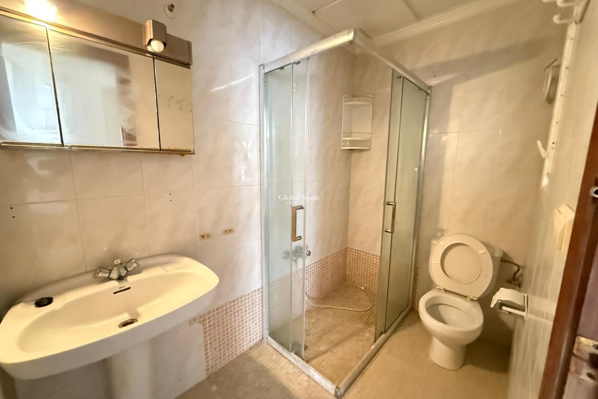 Venta - APARTAMENTO -
TORREVIEJA - Playa de los Locos