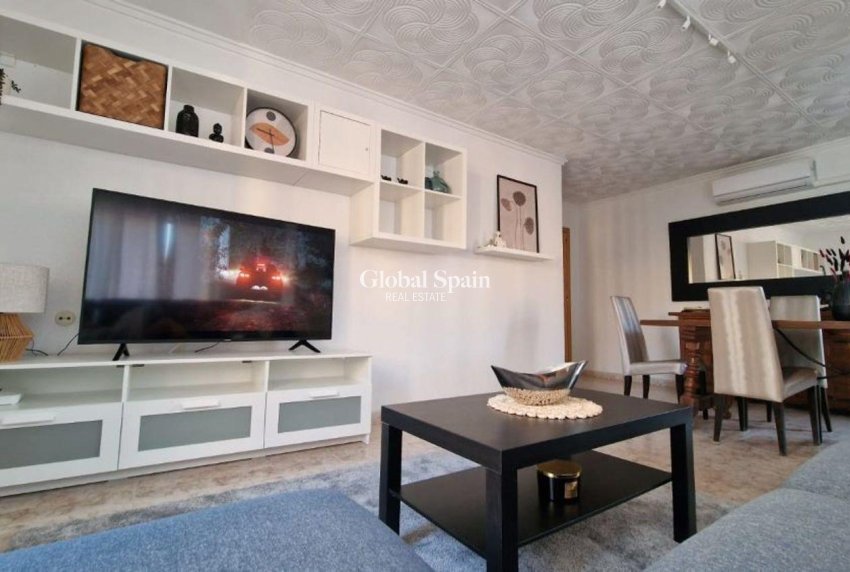 Venta - APARTAMENTO -
TORREVIEJA - Playa de los Locos