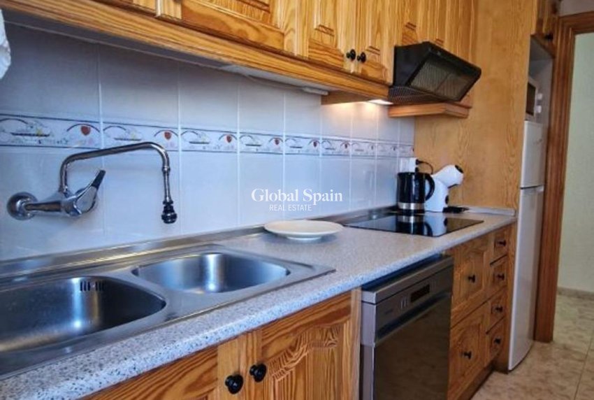 Venta - APARTAMENTO -
TORREVIEJA - Playa de los Locos