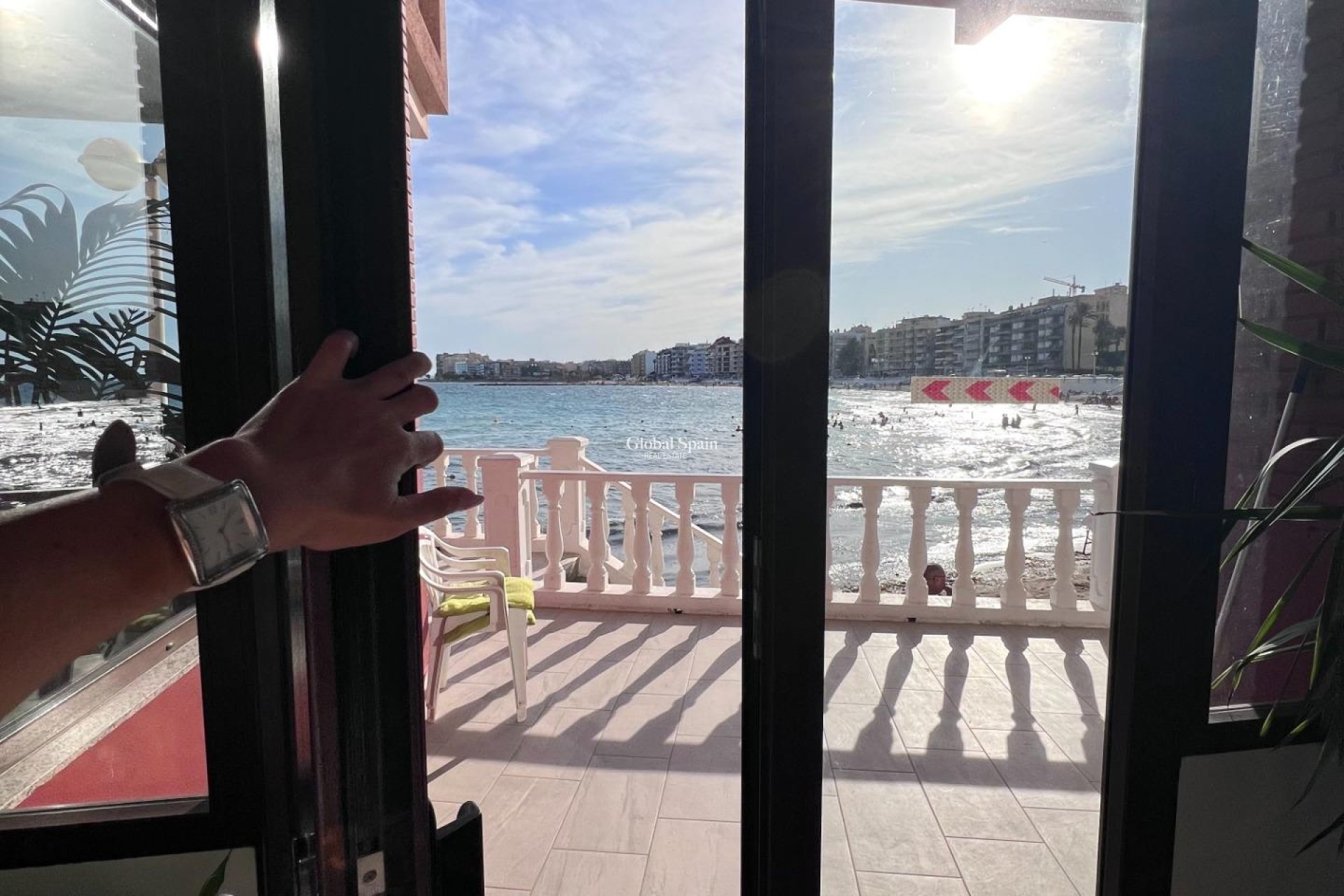 Venta - APARTAMENTO -
TORREVIEJA - Playa de los Locos