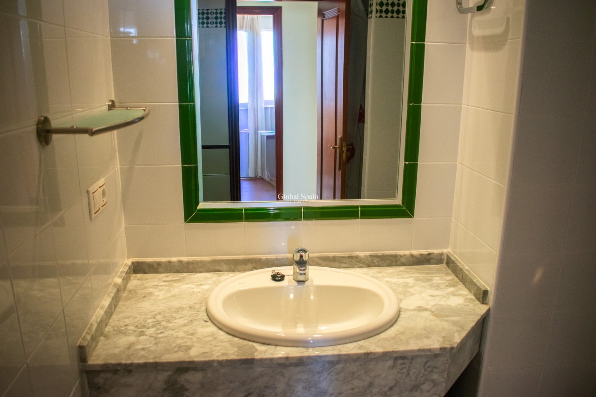 Venta - APARTAMENTO -
TORREVIEJA - Playa de los Locos