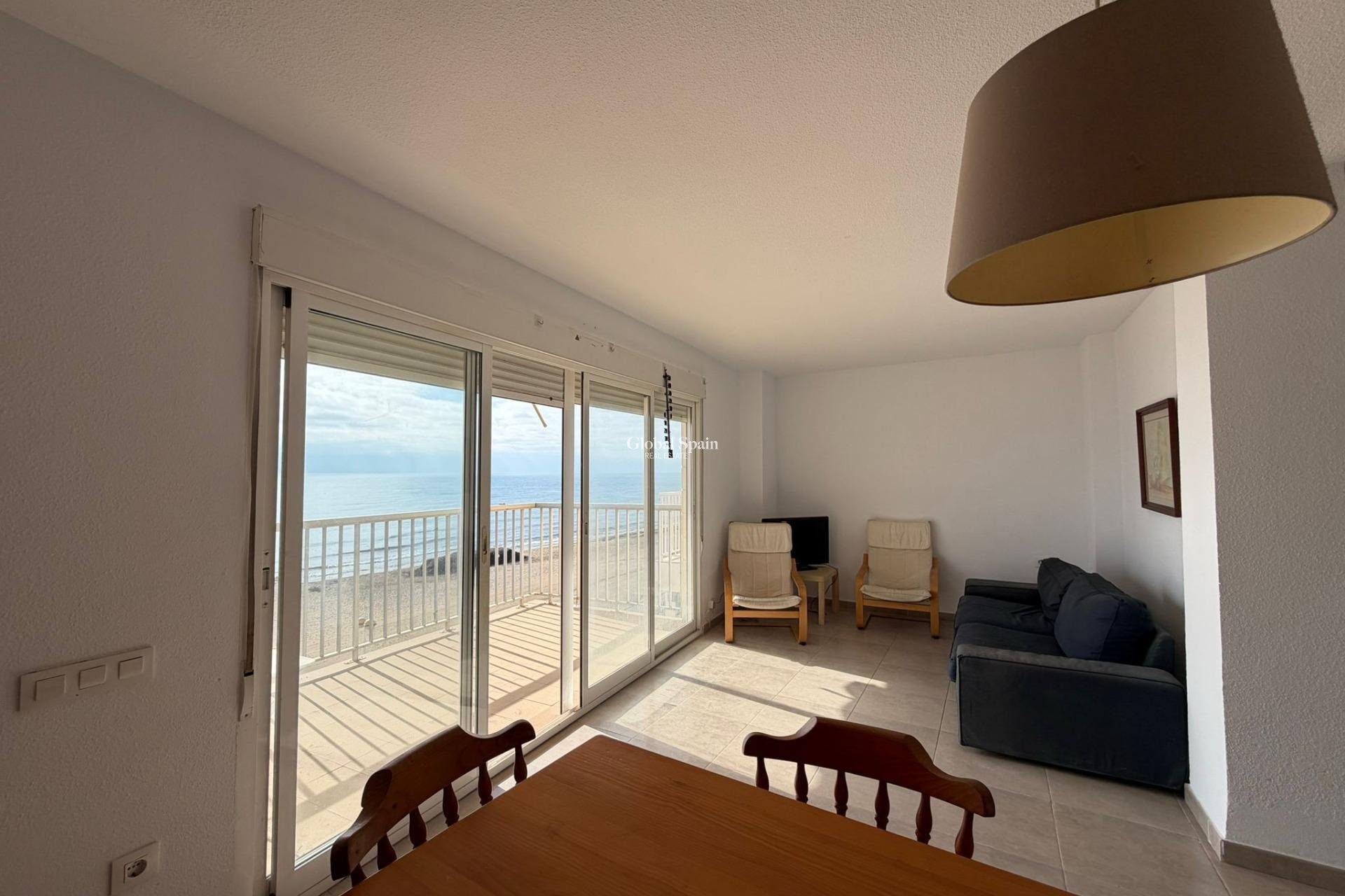 Venta - APARTAMENTO -
TORREVIEJA - Playa de los Locos
