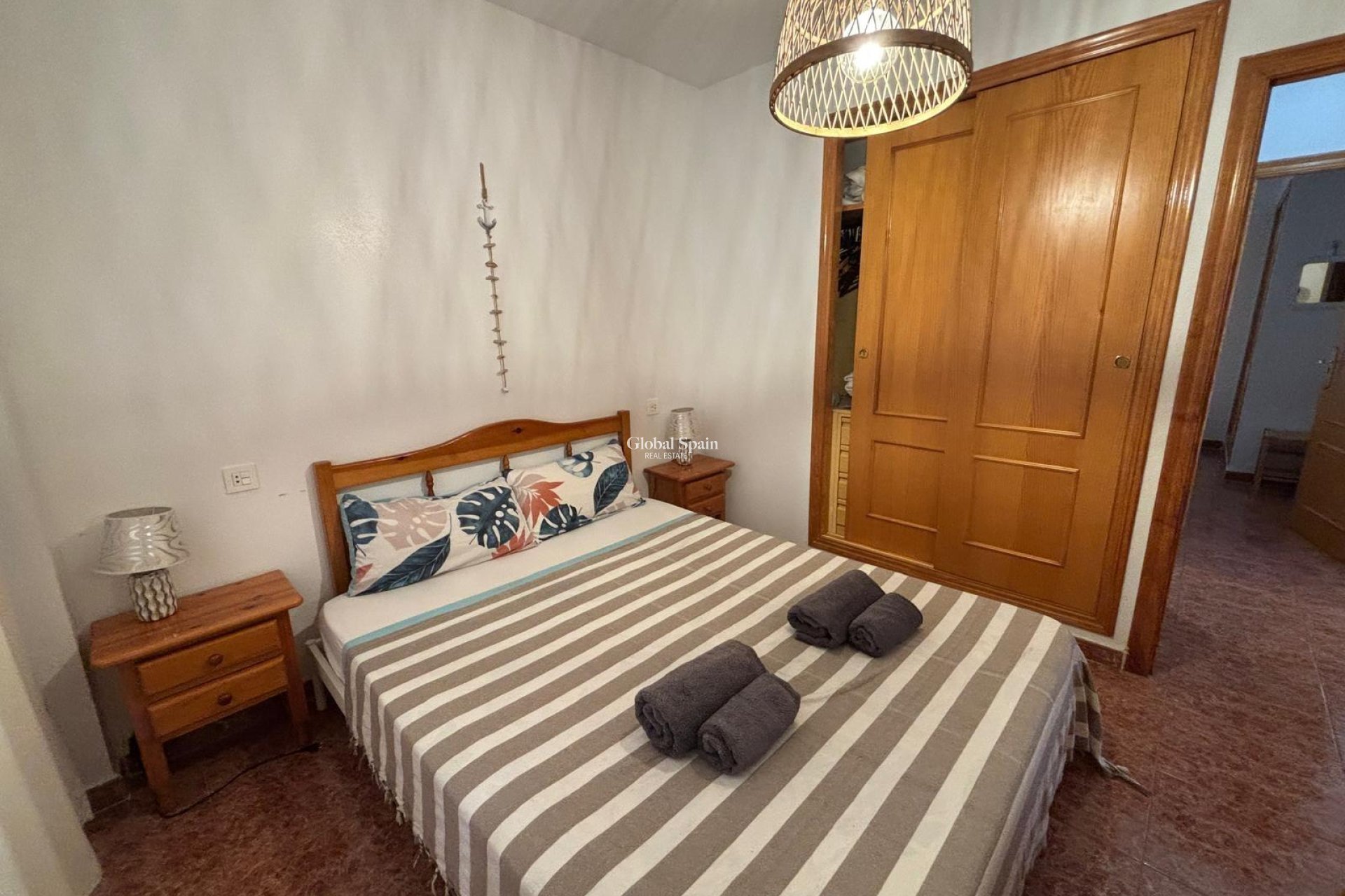 Venta - APARTAMENTO -
TORREVIEJA - Playa de los Locos
