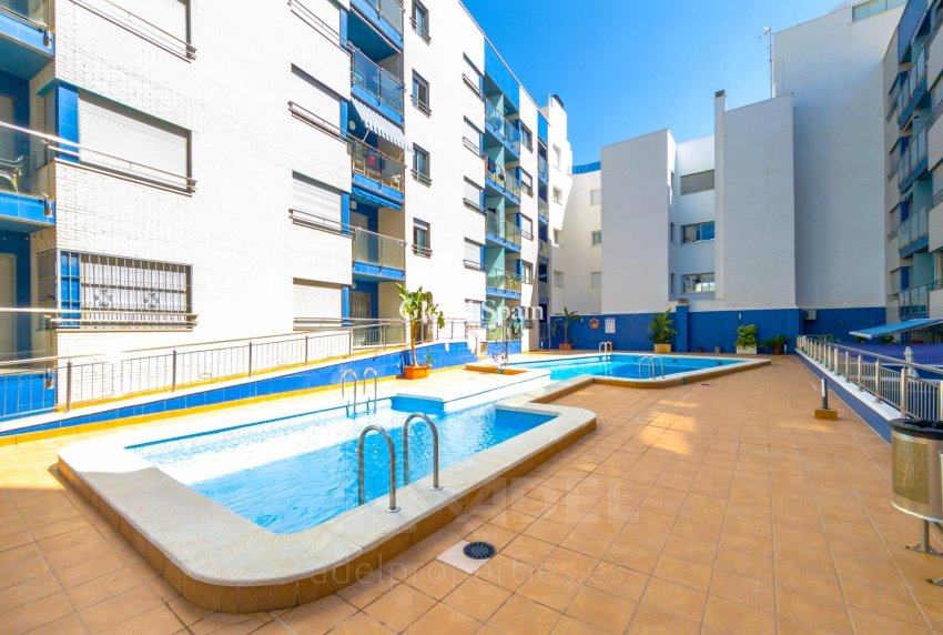 Venta - APARTAMENTO -
TORREVIEJA - Playa de los Locos