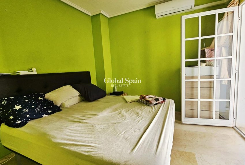 Venta - APARTAMENTO -
TORREVIEJA - Playa de los Locos