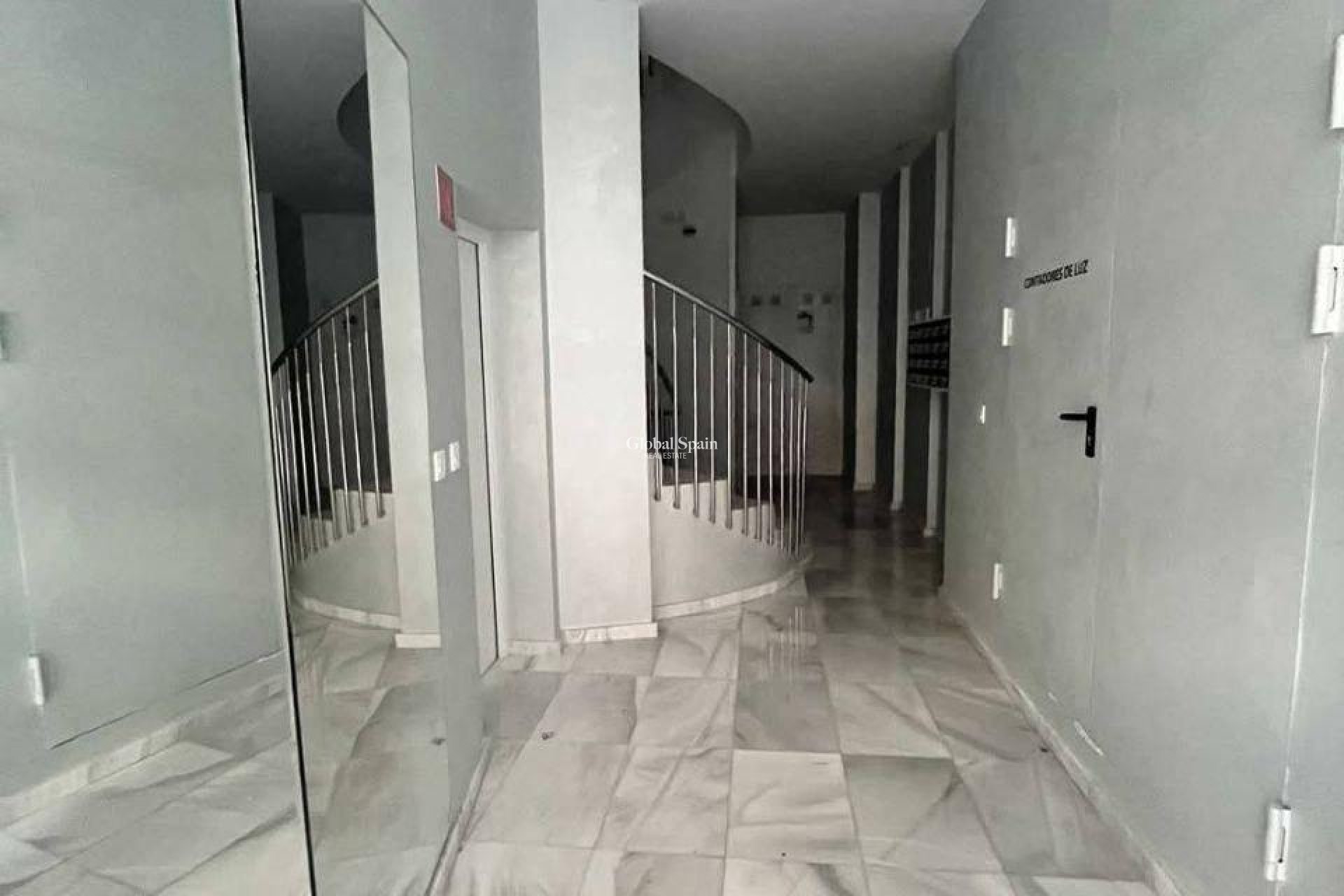 Venta - APARTAMENTO -
TORREVIEJA - Playa de los Locos