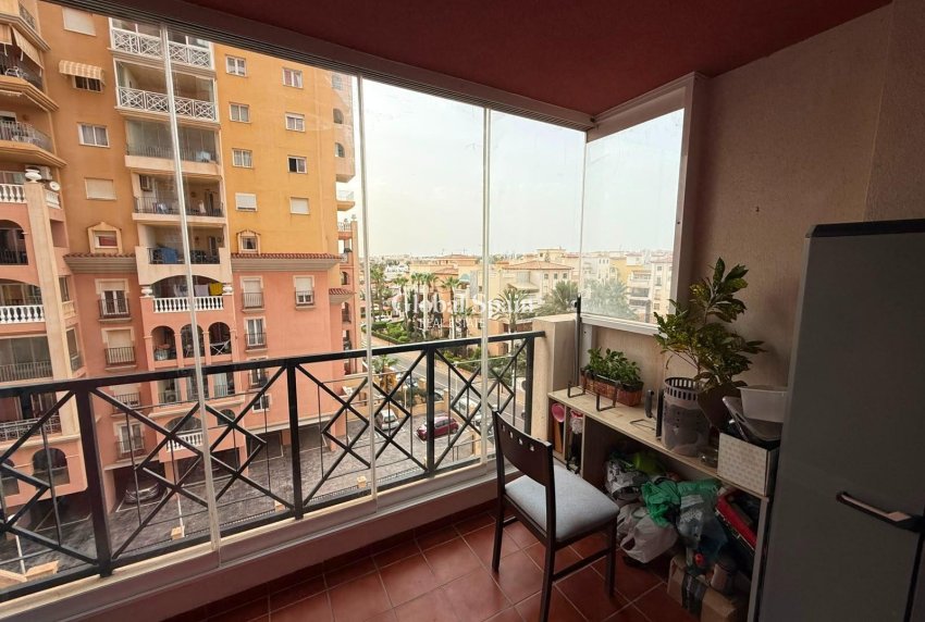 Venta - APARTAMENTO -
TORREVIEJA - Playa de los Locos