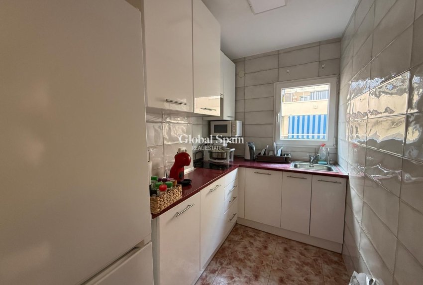 Venta - APARTAMENTO -
TORREVIEJA - Playa de los Locos