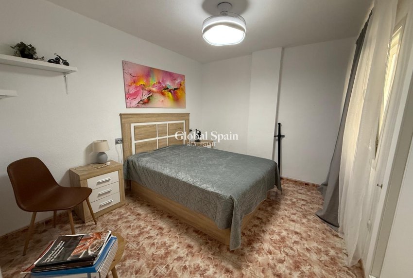 Venta - APARTAMENTO -
TORREVIEJA - Playa de los Locos