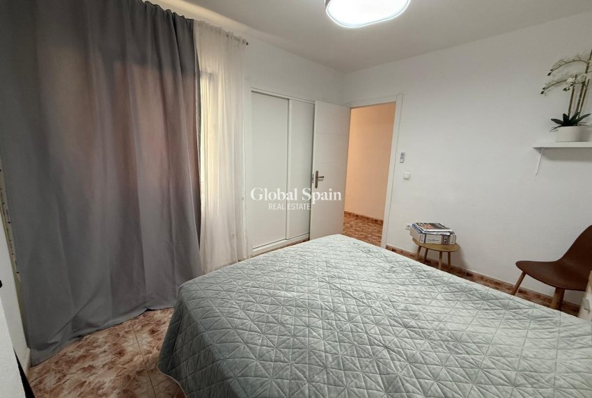 Venta - APARTAMENTO -
TORREVIEJA - Playa de los Locos