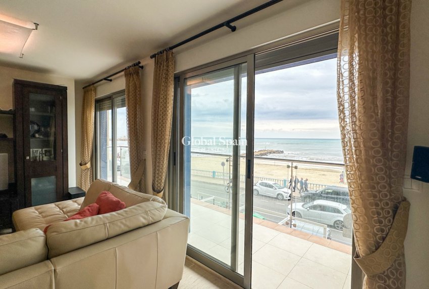 Venta - APARTAMENTO -
TORREVIEJA - Playa de los Locos