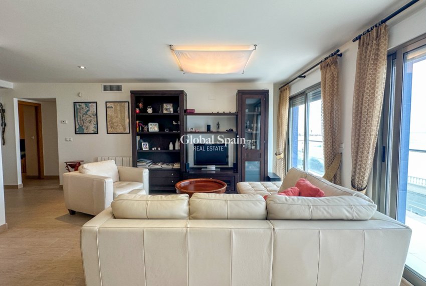 Venta - APARTAMENTO -
TORREVIEJA - Playa de los Locos