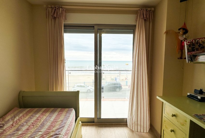 Venta - APARTAMENTO -
TORREVIEJA - Playa de los Locos