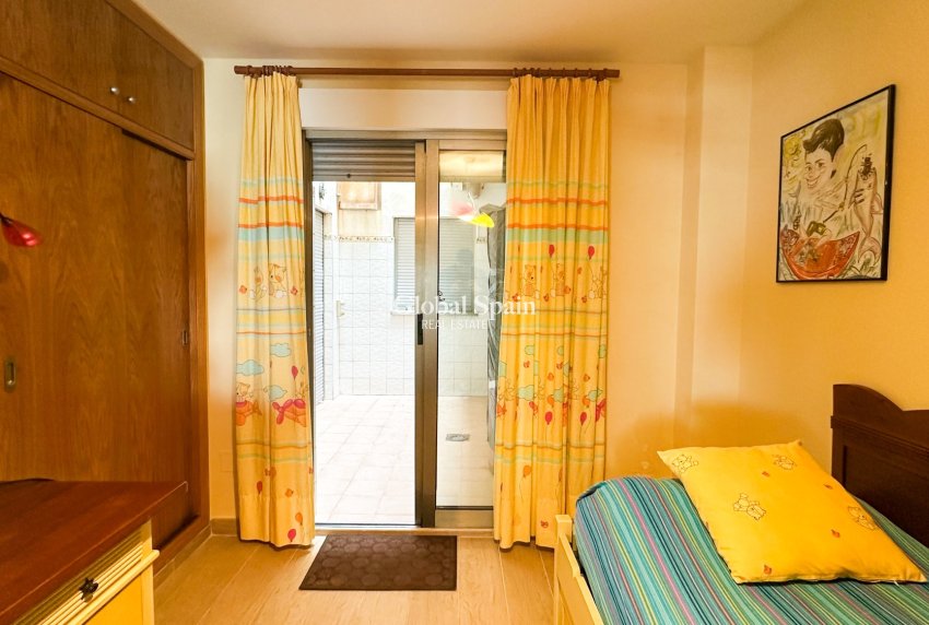 Venta - APARTAMENTO -
TORREVIEJA - Playa de los Locos