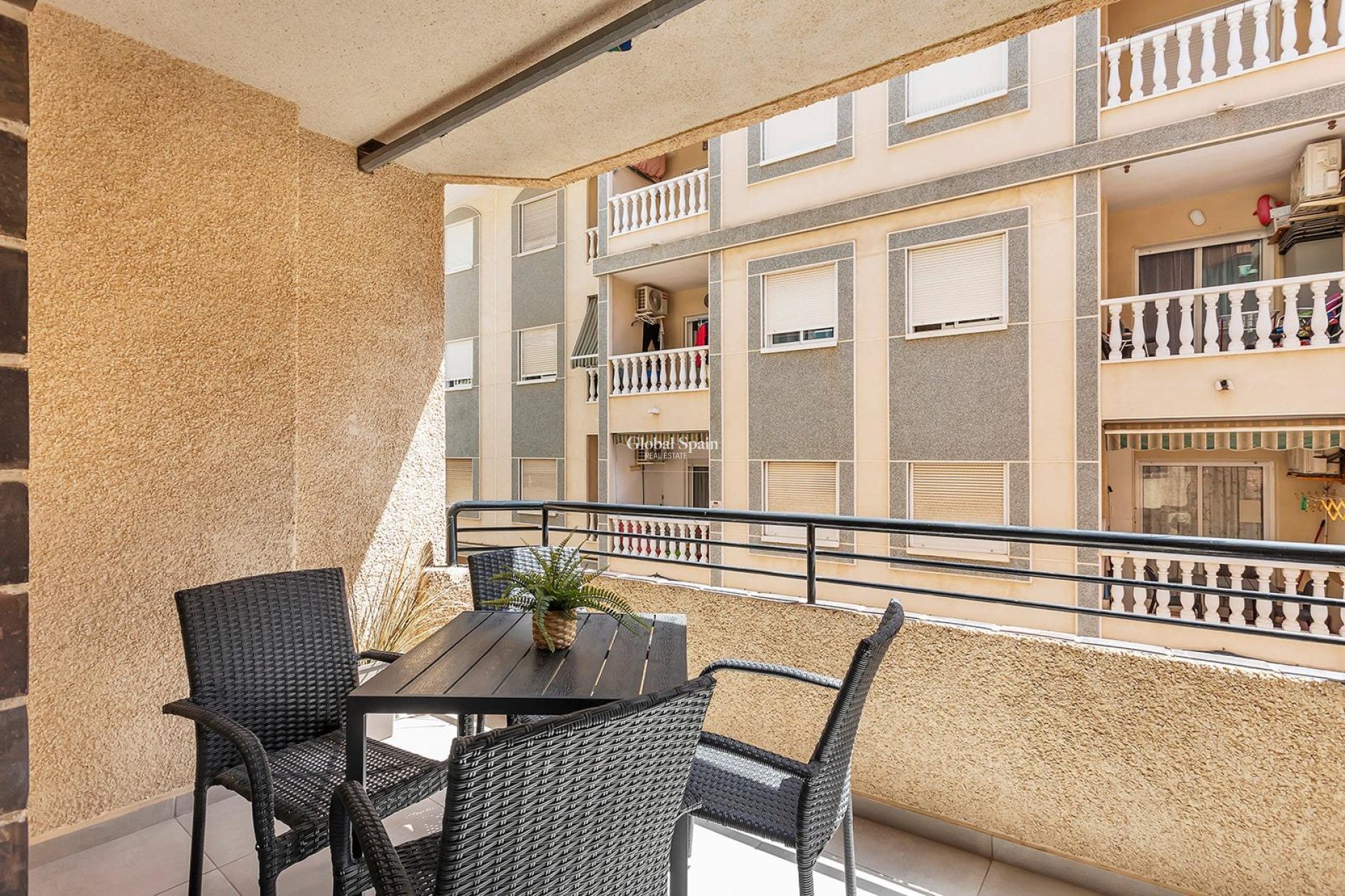 Venta - APARTAMENTO -
TORREVIEJA - Playa de los Locos