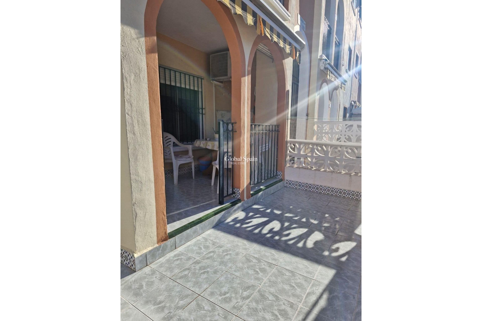 Venta - APARTAMENTO -
TORREVIEJA - Playa De Los Náufragos