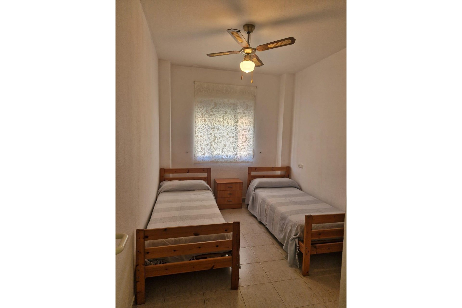 Venta - APARTAMENTO -
TORREVIEJA - Playa De Los Náufragos