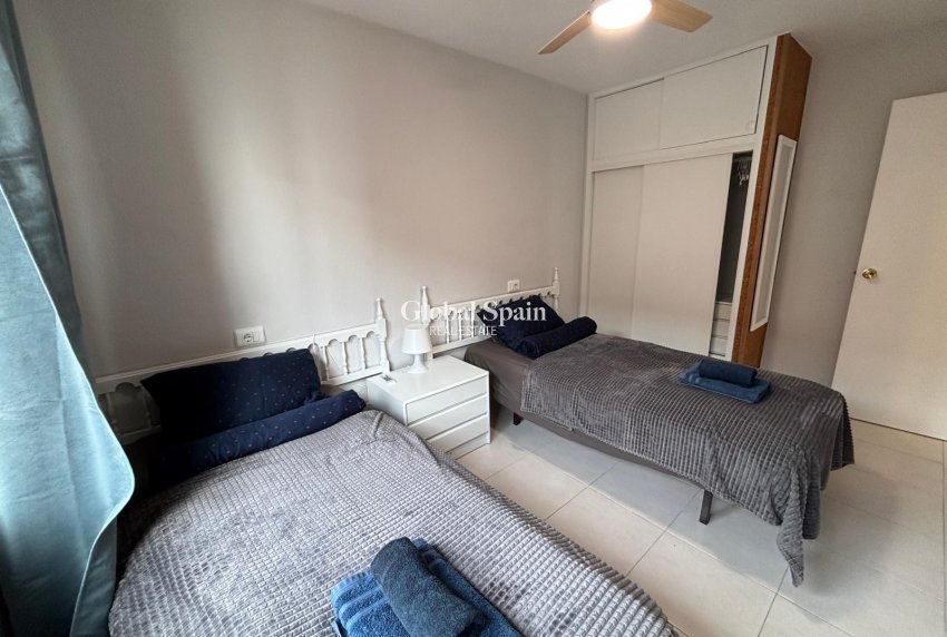 Venta - APARTAMENTO -
TORREVIEJA - Playa De Los Náufragos