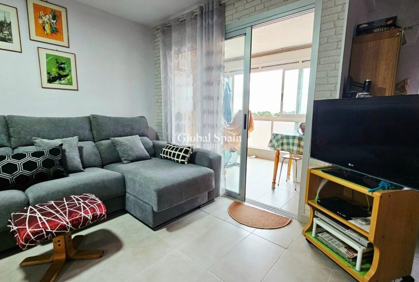 Venta - APARTAMENTO -
TORREVIEJA - Playa De Los Náufragos