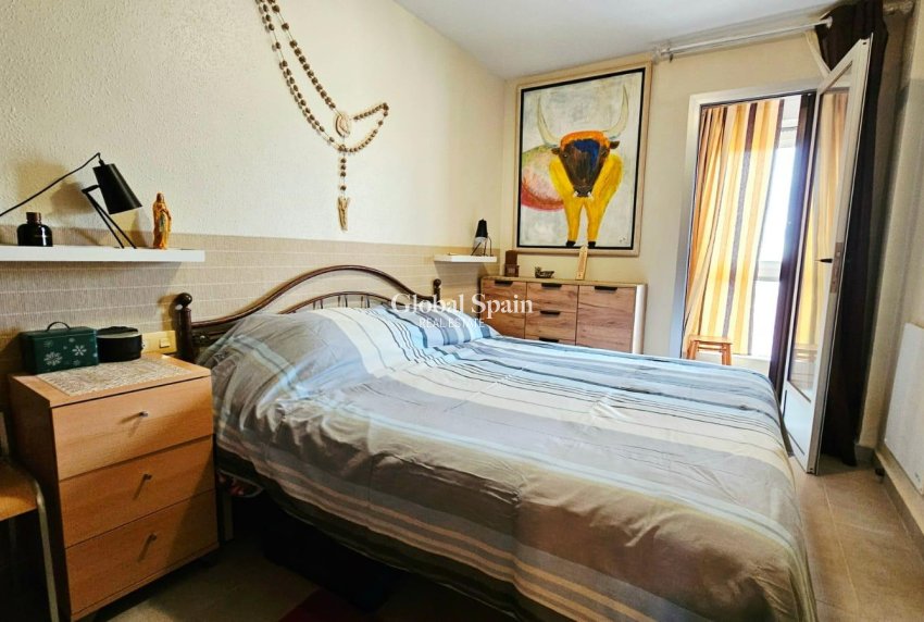 Venta - APARTAMENTO -
TORREVIEJA - Playa De Los Náufragos