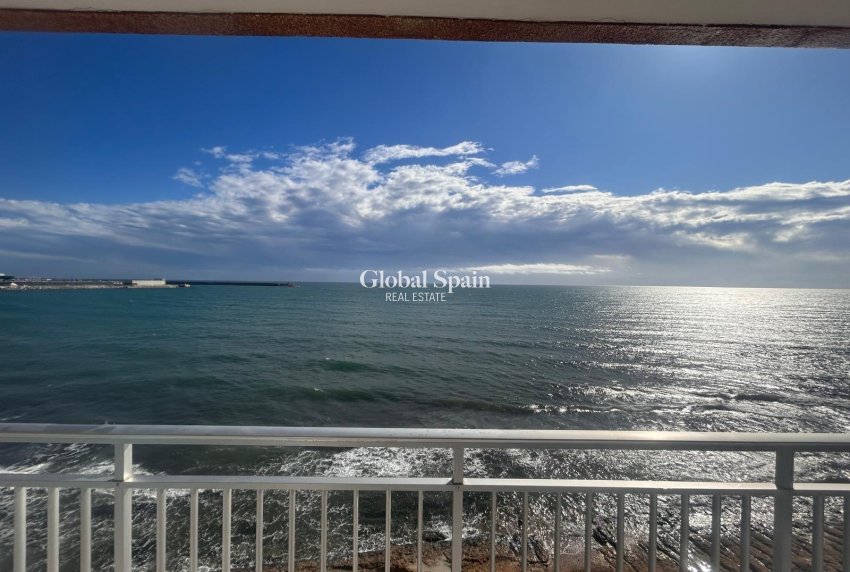 Venta - APARTAMENTO -
TORREVIEJA - Playa De Los Náufragos