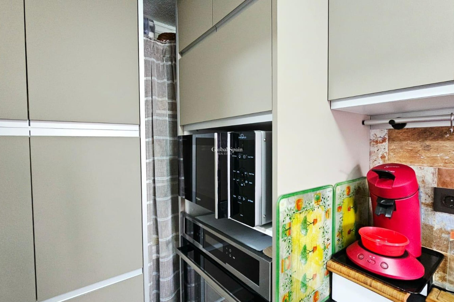 Venta - APARTAMENTO -
TORREVIEJA - Playa De Los Náufragos