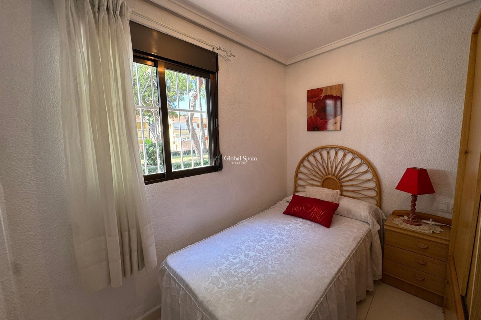 Venta - APARTAMENTO -
TORREVIEJA - Playa de los Naufragos