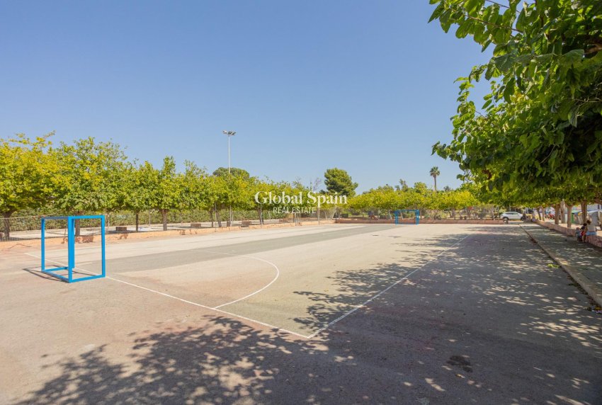 Venta - APARTAMENTO -
TORREVIEJA - Playa de los Naufragos