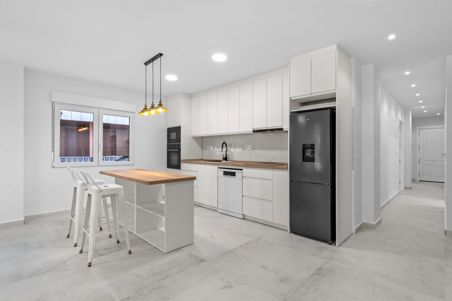 Venta - APARTAMENTO -
TORREVIEJA - Playa del Acequión