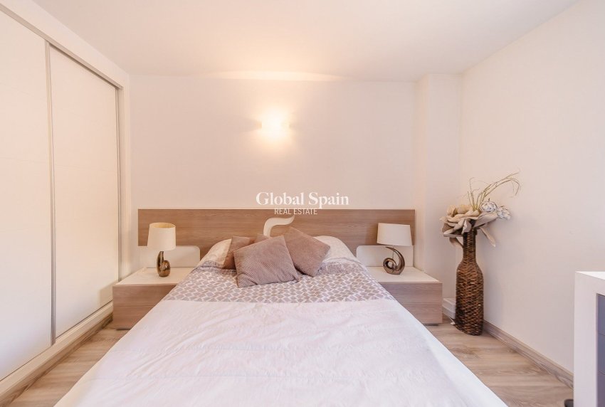 Venta - Apartamento -
TORREVIEJA - Playa del cura