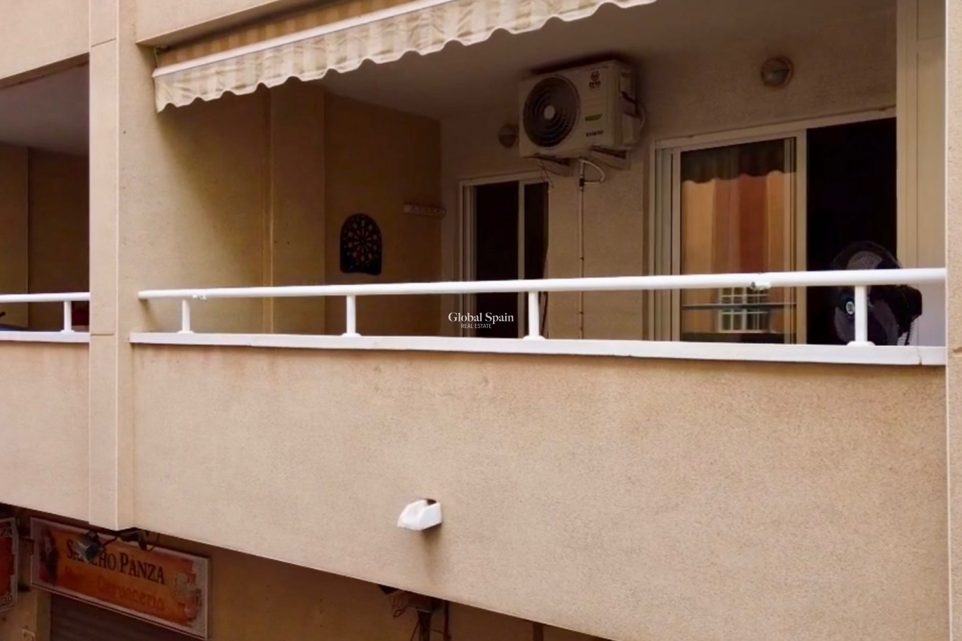 Venta - Apartamento -
TORREVIEJA - Playa del Cura