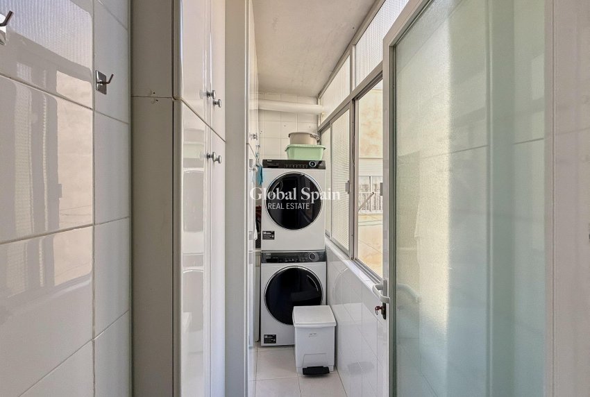 Venta - Apartamento -
TORREVIEJA - Playa del cura