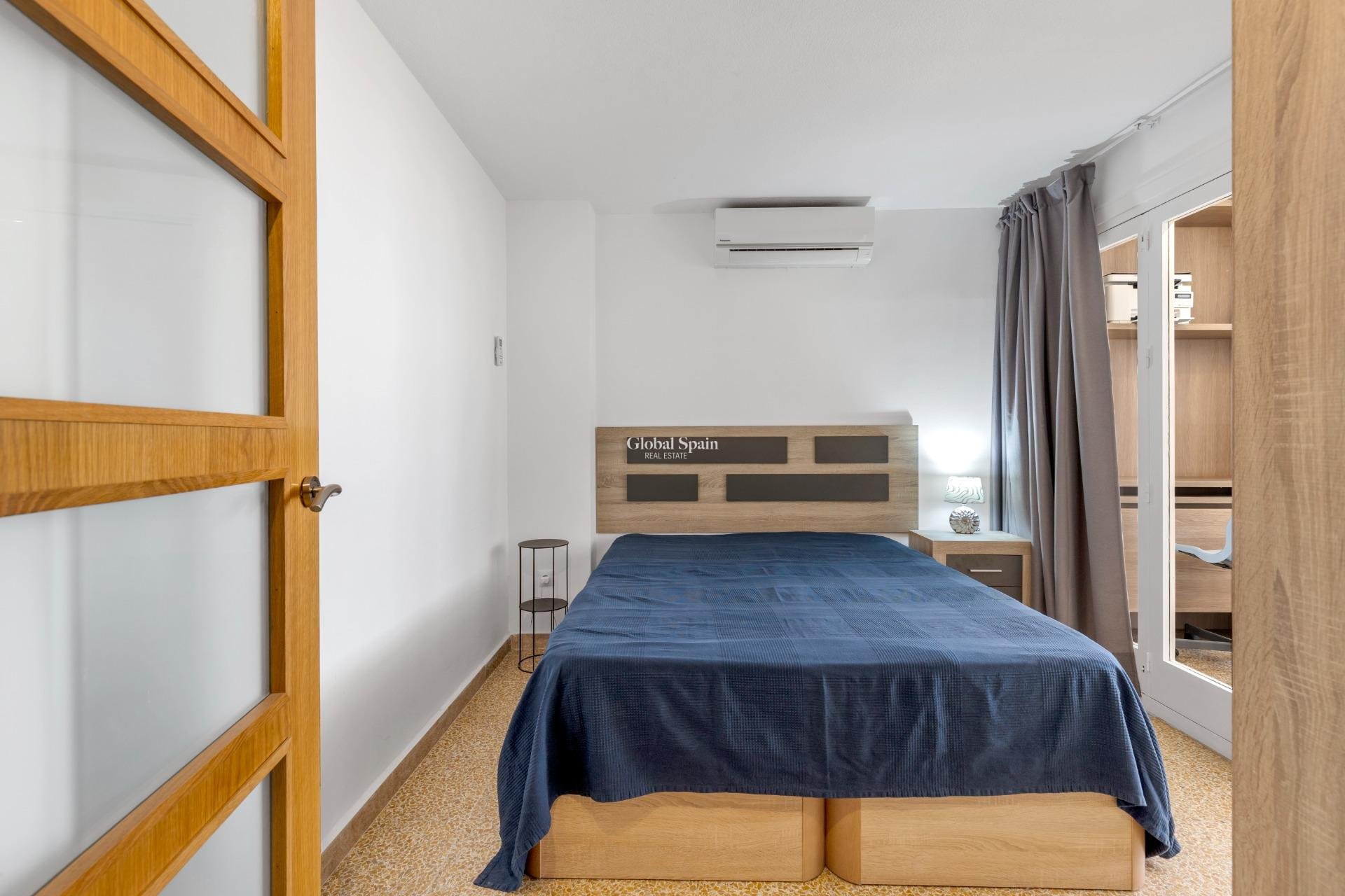 Venta - Apartamento -
TORREVIEJA - Playa del cura