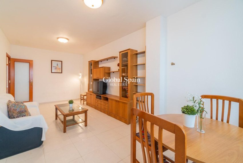 Venta - Apartamento -
TORREVIEJA - Playa del cura