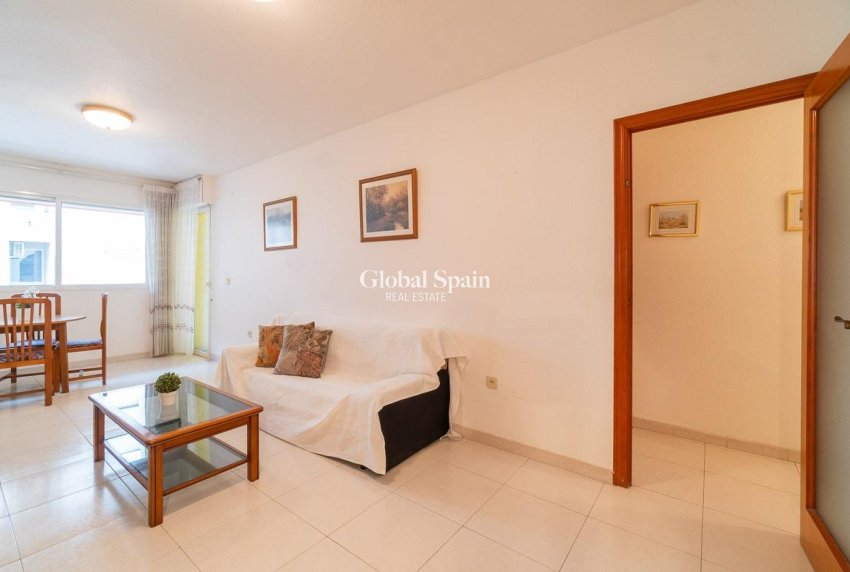 Venta - Apartamento -
TORREVIEJA - Playa del cura
